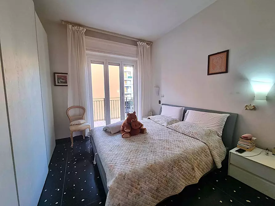 Immagine 17 di Appartamento in vendita  in Via Nicolò Saccone a Finale Ligure