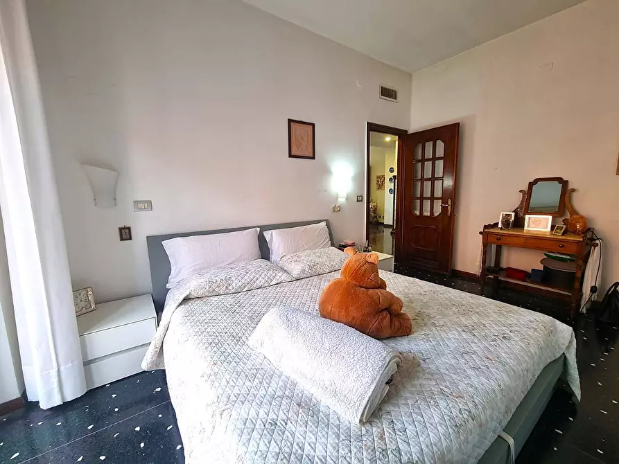 Immagine 18 di Appartamento in vendita  in Via Nicolò Saccone a Finale Ligure