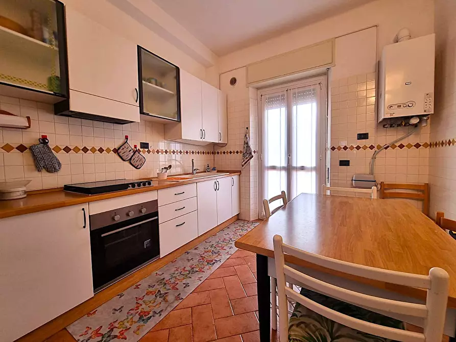 Immagine 5 di Appartamento in vendita  in Via Nicolò Saccone a Finale Ligure