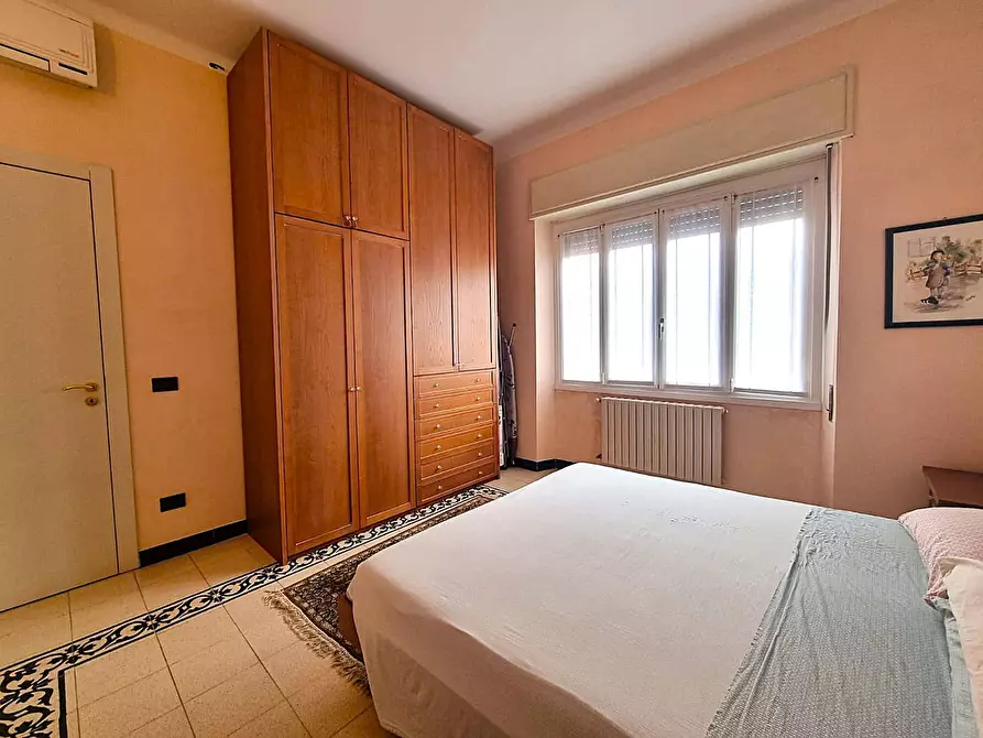 Immagine 18 di Appartamento in vendita  in Via Nicolò Saccone a Finale Ligure
