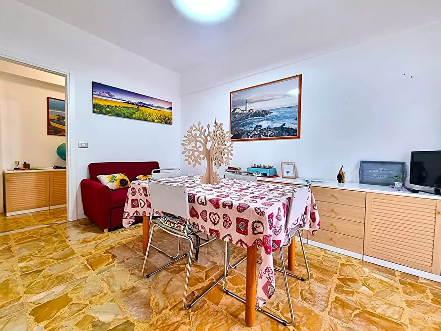 Immagine 4 di Appartamento in vendita  in Via Crispi a Pietra Ligure