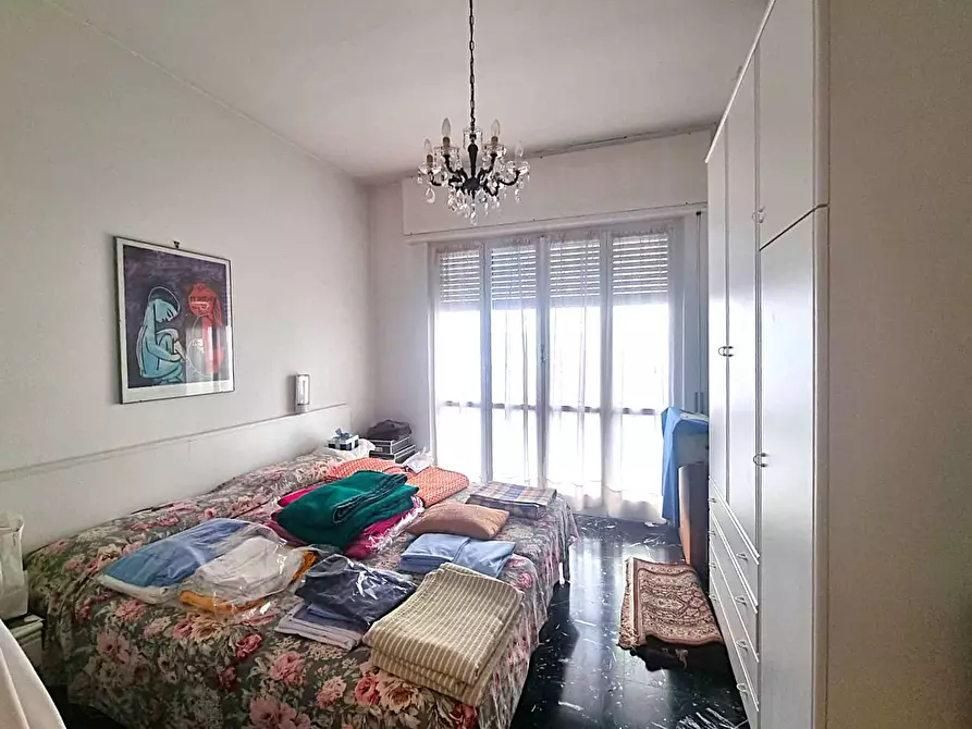 Immagine 12 di Appartamento in vendita  in Via Stefano Cagna a Finale Ligure
