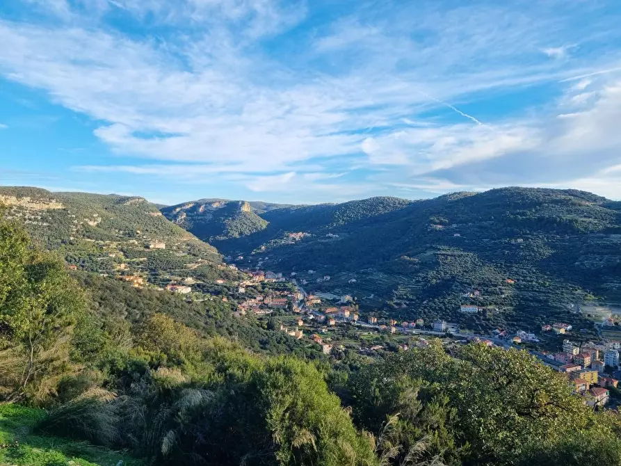 Immagine 9 di Villa in vendita  in Via Amerigo Vespucci a Finale Ligure