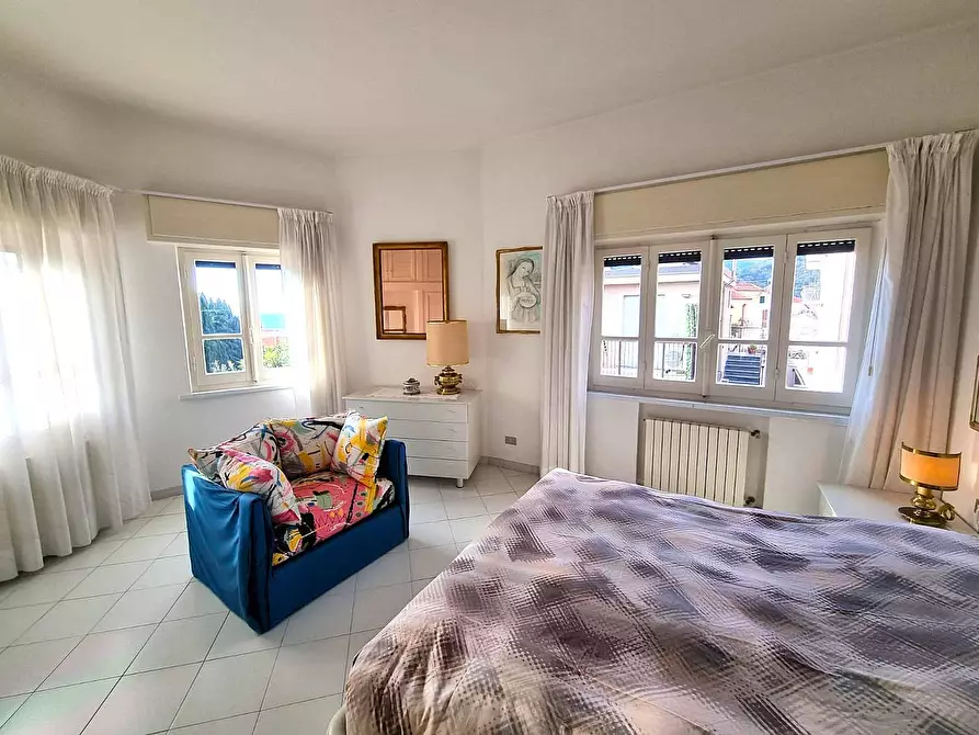 Immagine 10 di Appartamento in vendita  in Via Paolo Cappa a Finale Ligure