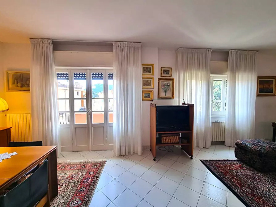 Immagine 4 di Appartamento in vendita  in Via Paolo Cappa a Finale Ligure