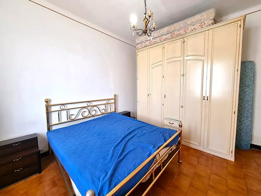 Immagine 14 di Appartamento in vendita  in Via Nicolò Saccone a Finale Ligure