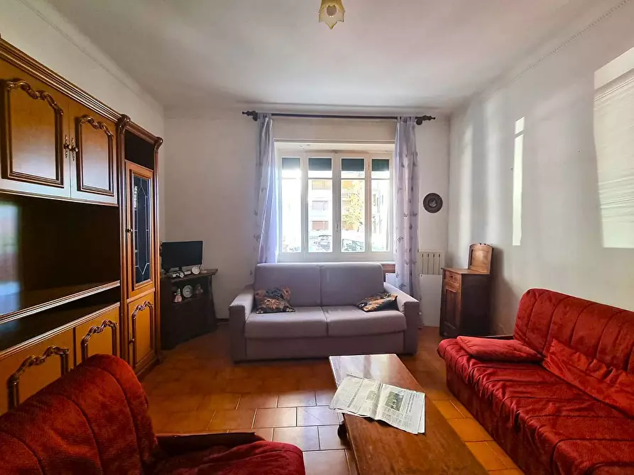 Immagine 9 di Appartamento in vendita  in Via Nicolò Saccone a Finale Ligure