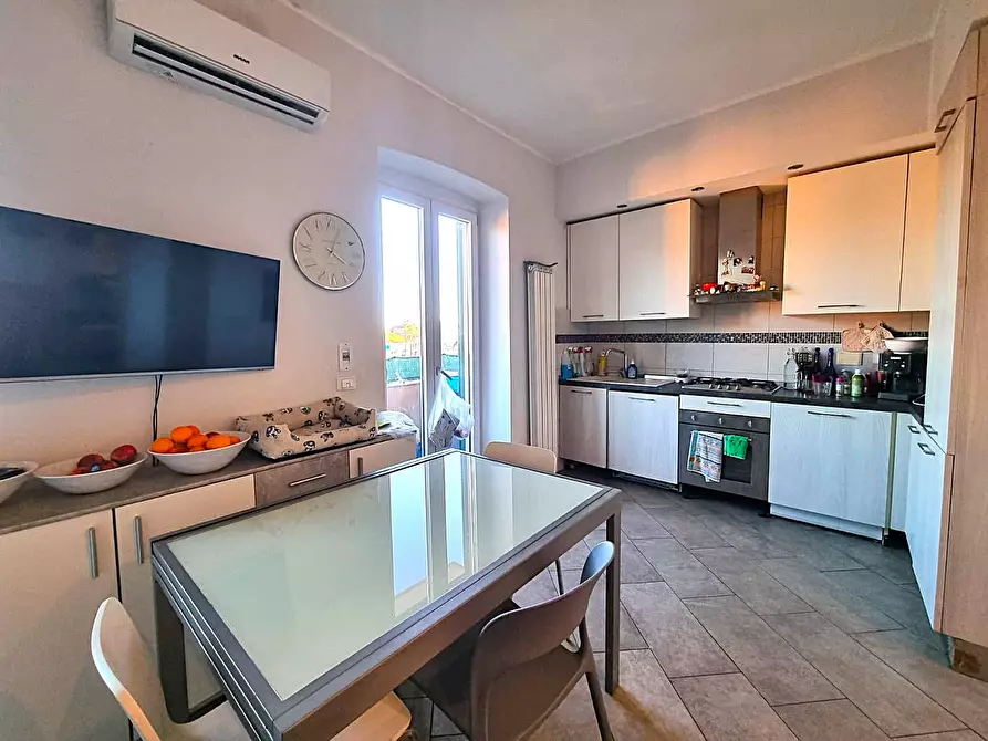 Immagine 4 di Appartamento in vendita  in Via Ignazio Borro a Pietra Ligure