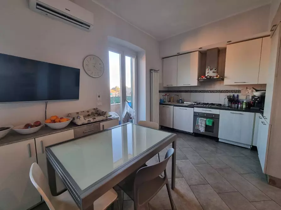 Immagine 5 di Appartamento in vendita  in Via Ignazio Borro a Pietra Ligure