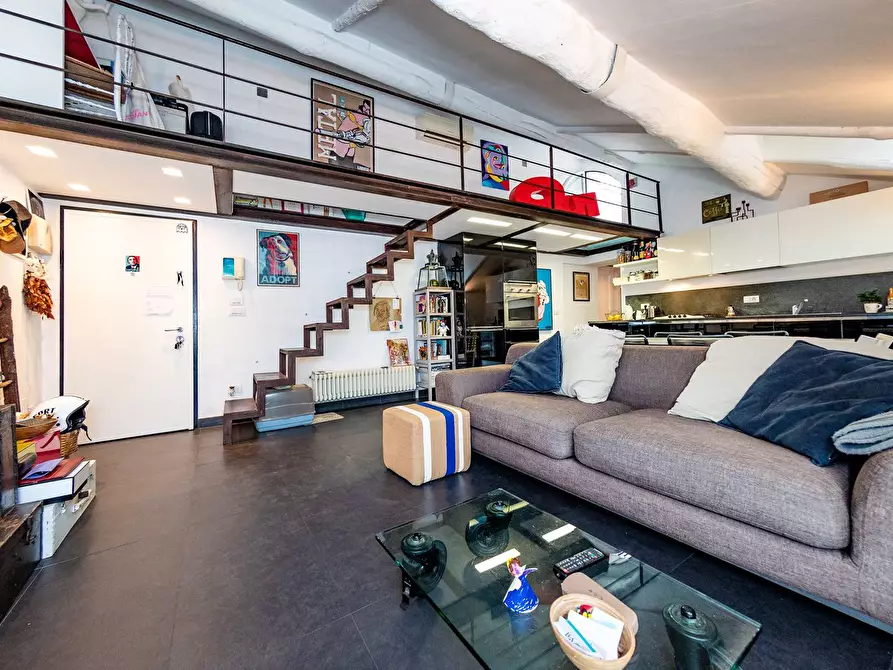 Immagine 3 di Appartamento in vendita  in Via Domenico Brunenghi a Finale Ligure