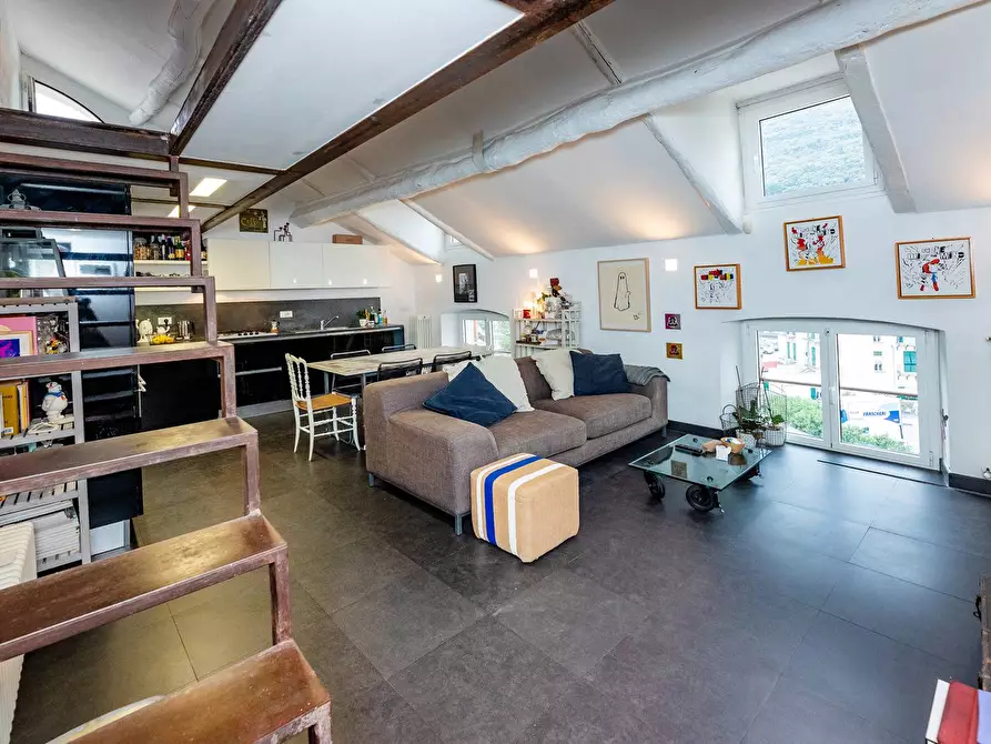 Immagine 8 di Appartamento in vendita  in Via Domenico Brunenghi a Finale Ligure