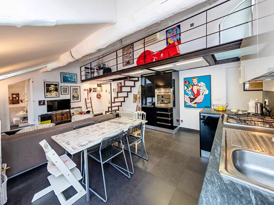 Immagine 11 di Appartamento in vendita  in Via Domenico Brunenghi a Finale Ligure