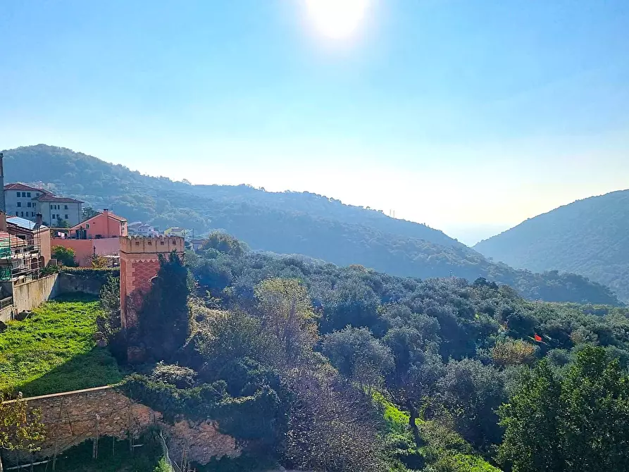 Immagine 15 di Appartamento in vendita  in Piazza San Bartolomeo a Finale Ligure