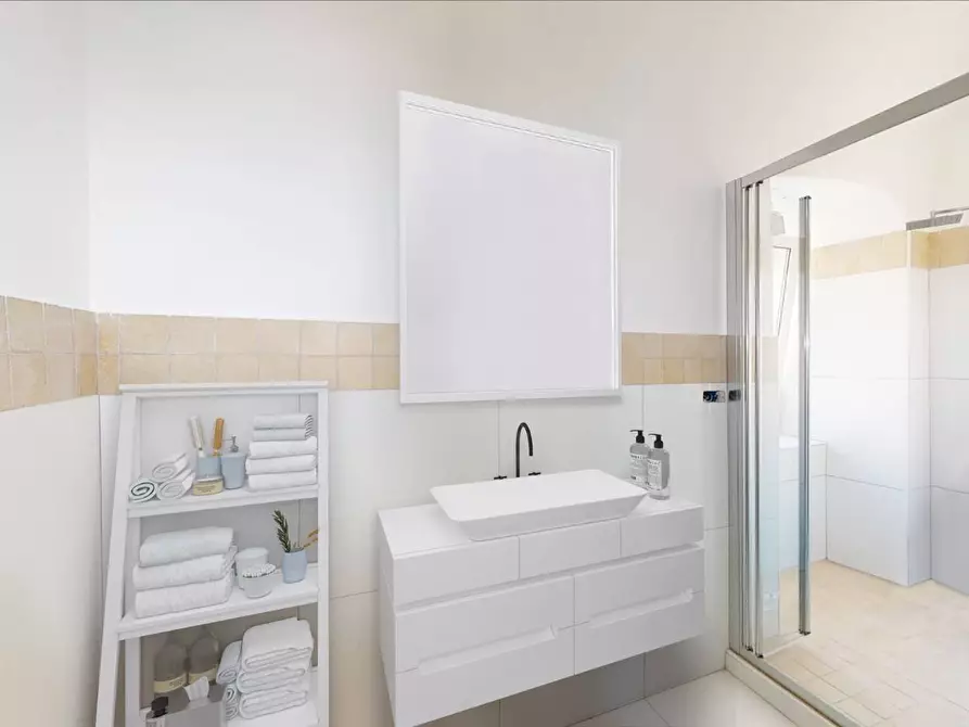 Immagine 22 di Appartamento in vendita  in Piazza San Bartolomeo a Finale Ligure