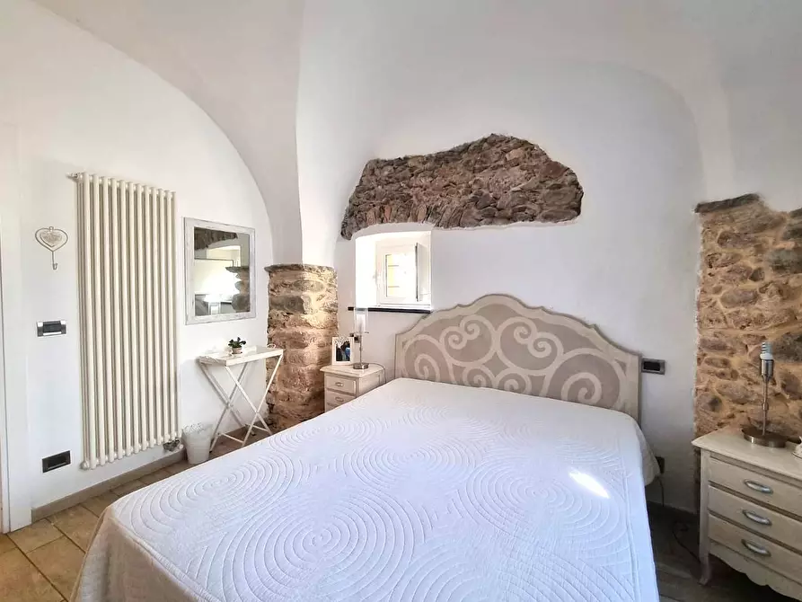 Immagine 16 di Appartamento in vendita  in Via San Giacomo a Orco Feglino