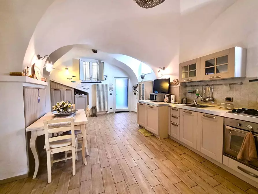 Immagine 12 di Appartamento in vendita  in Via San Giacomo a Orco Feglino