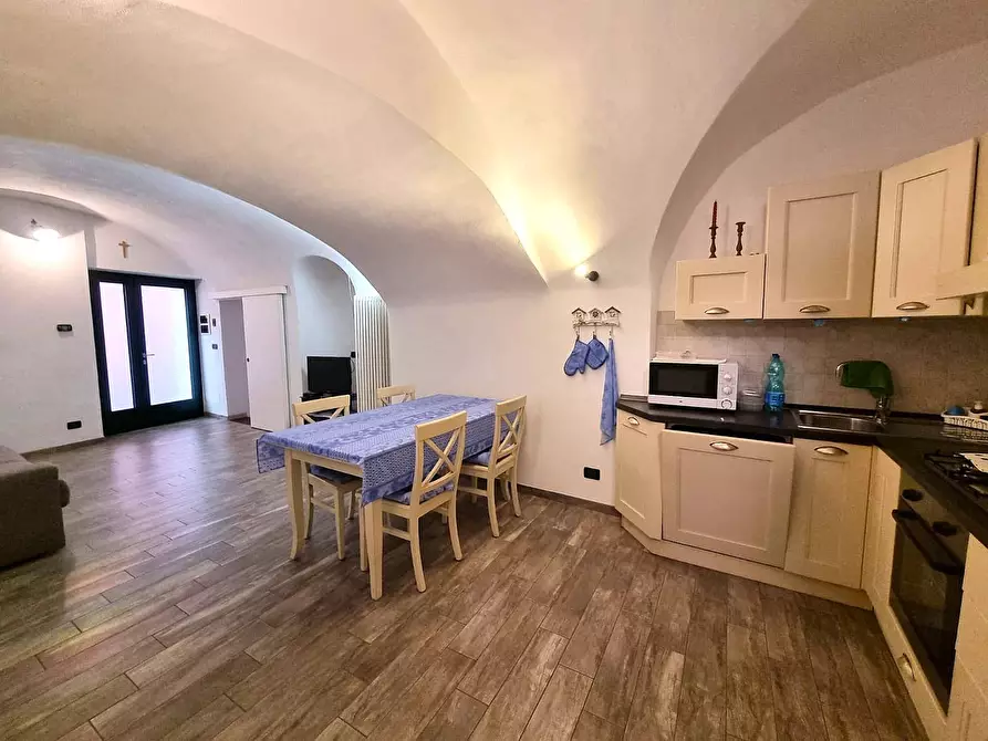 Immagine 1 di Appartamento in vendita  in Via San Giacomo a Orco Feglino