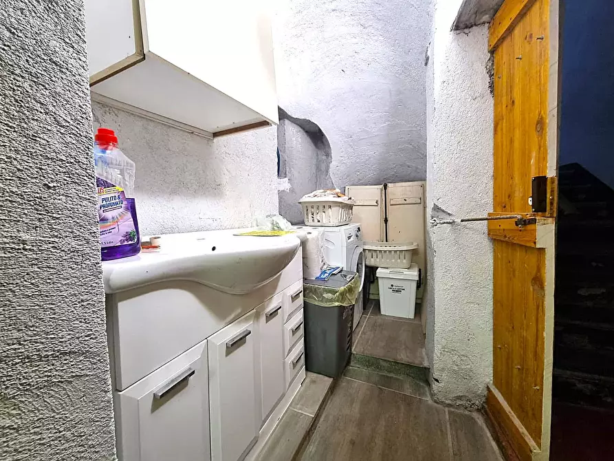 Immagine 15 di Appartamento in vendita  in Via Vecchia a Calice Ligure