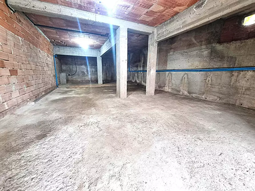 Immagine 24 di Appartamento in vendita  in Via Silvio Pellico a Orco Feglino