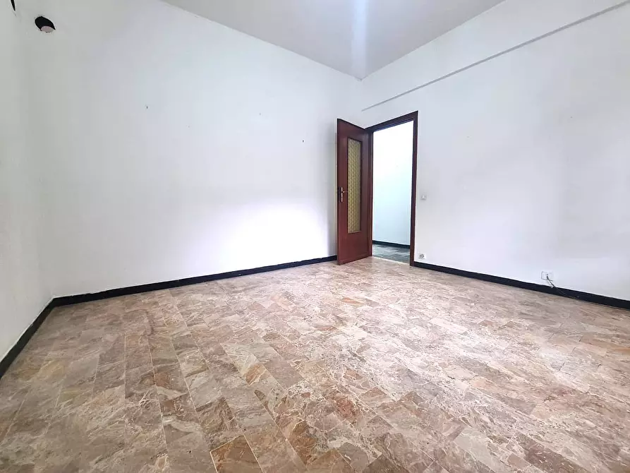 Immagine 15 di Appartamento in vendita  in Via Silvio Pellico a Orco Feglino