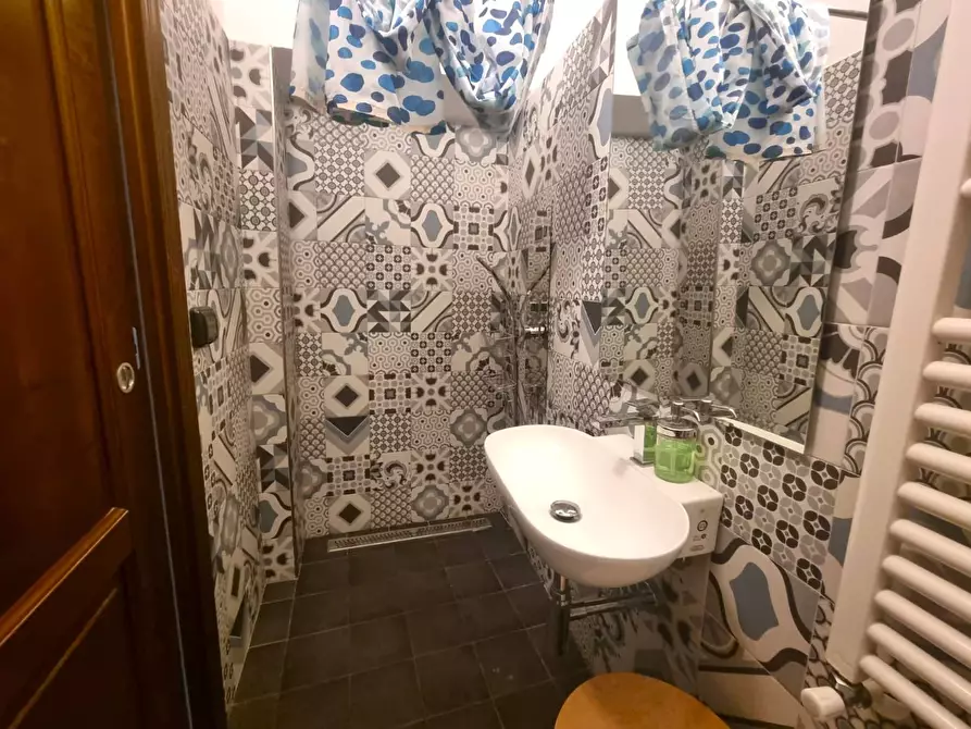 Immagine 13 di Appartamento in vendita  in Piazza Porta Testa a Finale Ligure