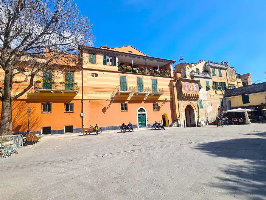 Immagine 16 di Appartamento in vendita  in Piazza Porta Testa a Finale Ligure