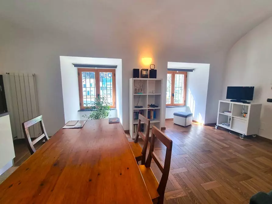 Immagine 8 di Appartamento in vendita  in Piazza Porta Testa a Finale Ligure