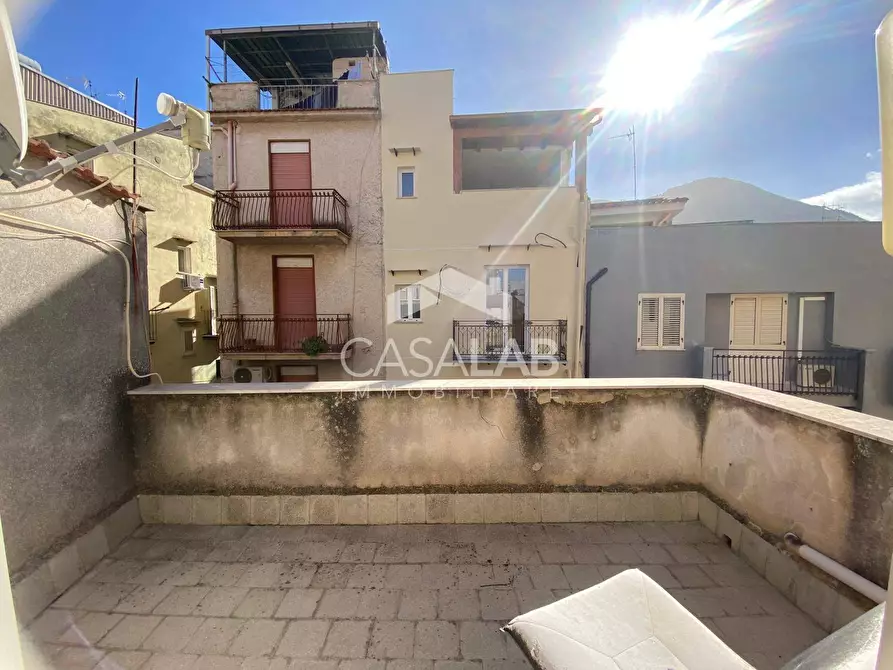 Immagine 10 di Appartamento in vendita  in VIA SARMENTO a Carini