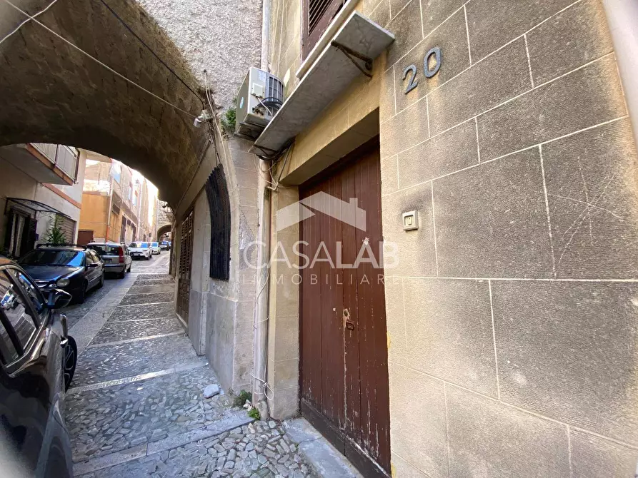 Immagine 13 di Appartamento in vendita  in VIA SARMENTO a Carini