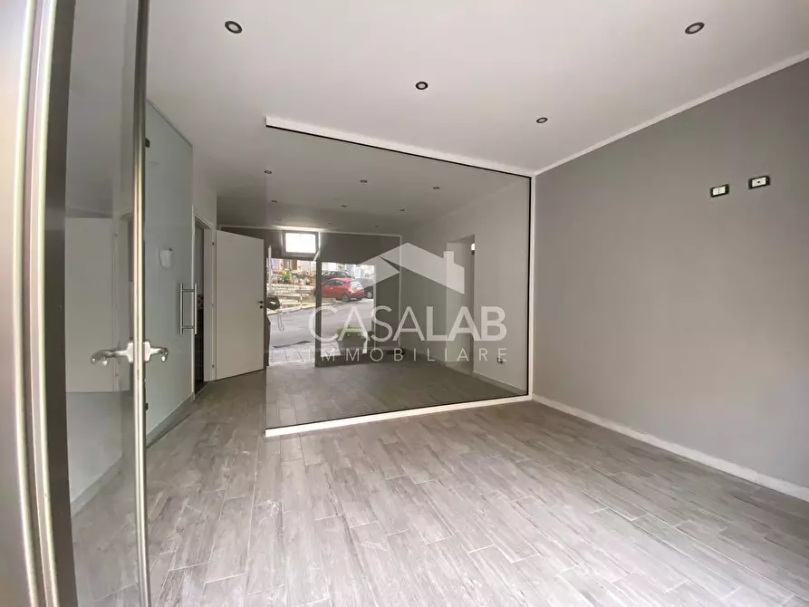 Immagine 1 di Appartamento in vendita  in Via Garibaldi a Carini