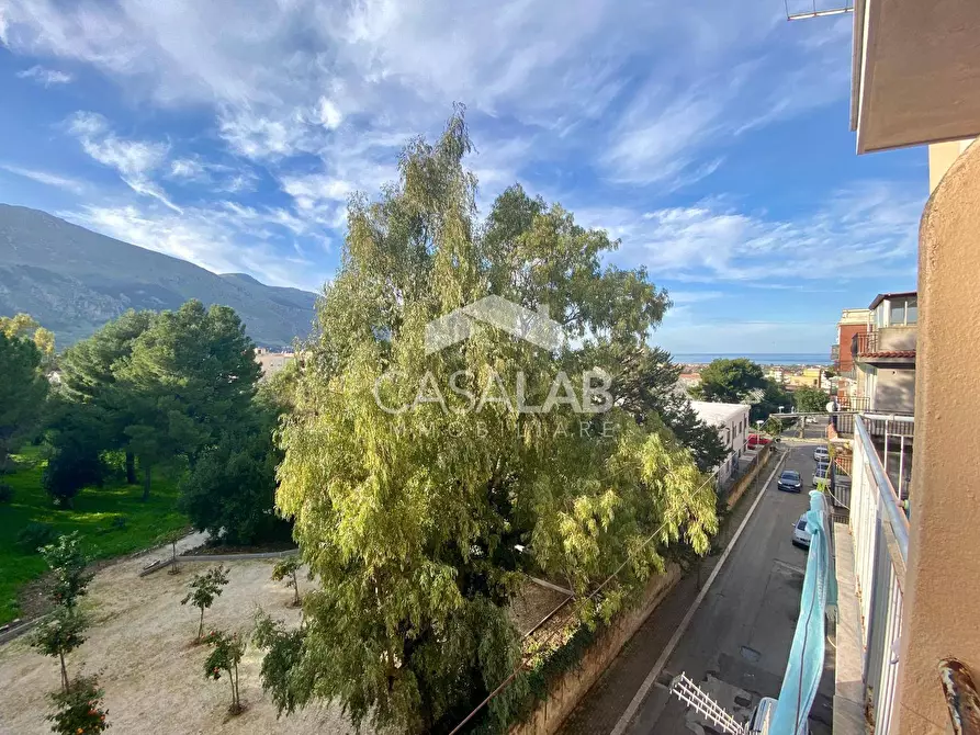 Immagine 13 di Appartamento in vendita  in Corso Italia a Carini