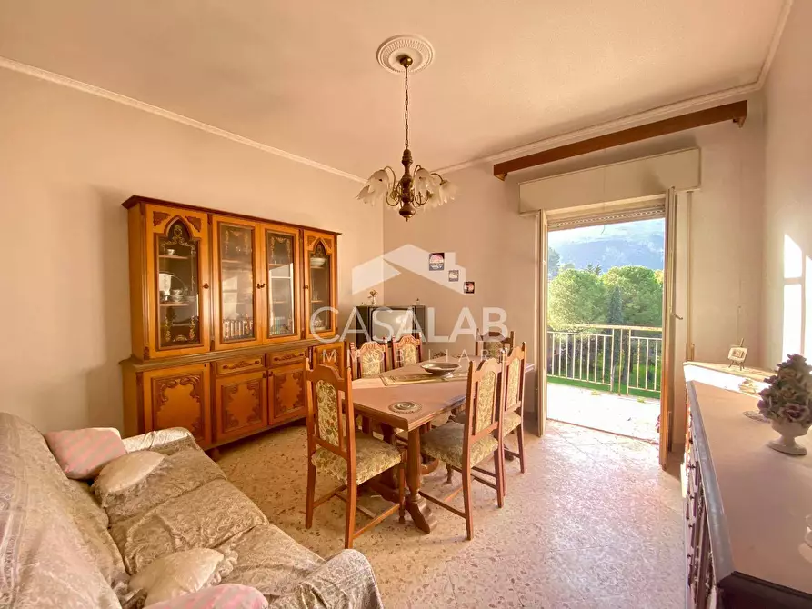 Immagine 4 di Appartamento in vendita  in Corso Italia a Carini