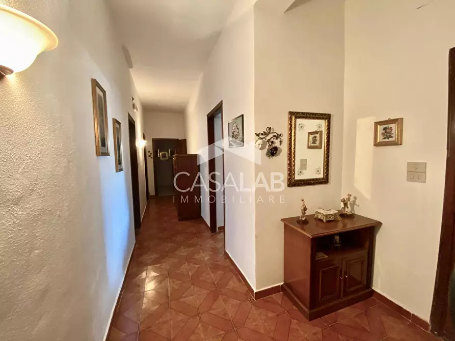 Immagine 11 di Villa in vendita  in Via Giacarta a Carini