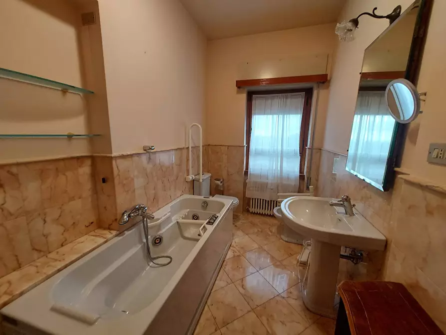 Immagine 22 di Attico in vendita  in Via Mario Poledrelli a Ferrara