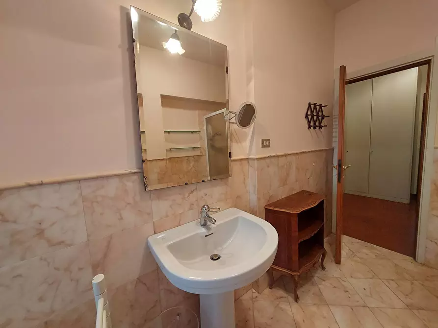 Immagine 25 di Attico in vendita  in Via Mario Poledrelli a Ferrara