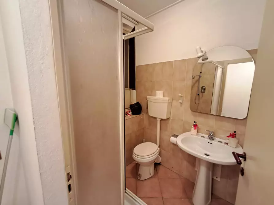 Immagine 20 di Ufficio in affitto  in Via Terranuova a Ferrara