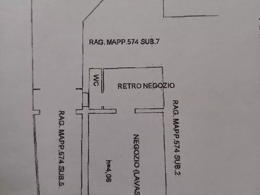 Immagine 29 di Attività commerciale in vendita  in Via De' Romei a Ferrara