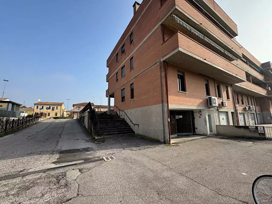 Immagine 21 di Box auto in vendita  in Via Giuseppe Fabbri a Ferrara