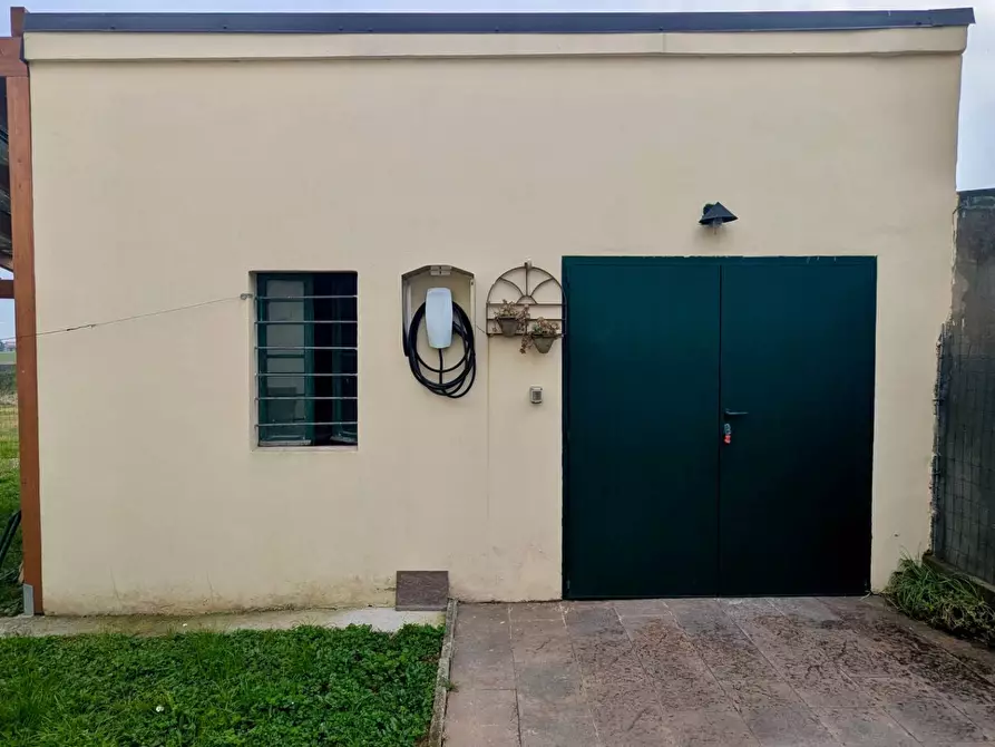 Immagine 30 di Casa indipendente in vendita  in Via Pioppa a Ferrara