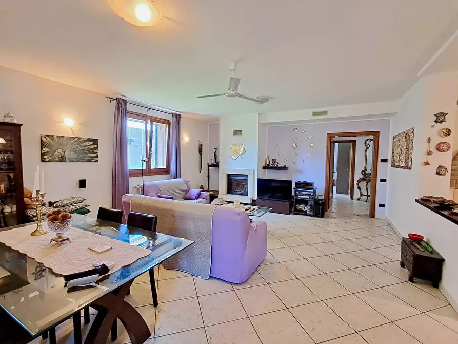 Immagine 2 di Villa in vendita  in Via Acquedotto a Ferrara