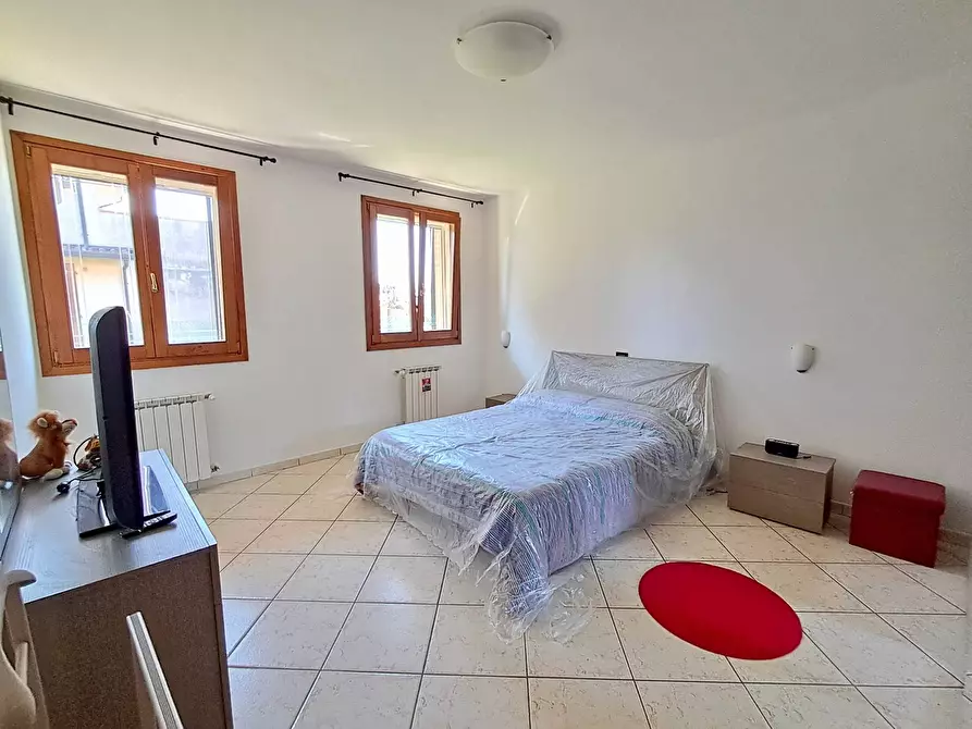 Immagine 11 di Villa in vendita  in Via Acquedotto a Ferrara