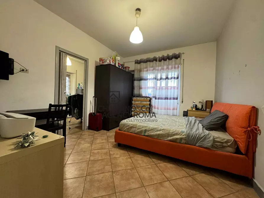Immagine 6 di Appartamento in vendita  in Via Caio Sulpicio a Roma