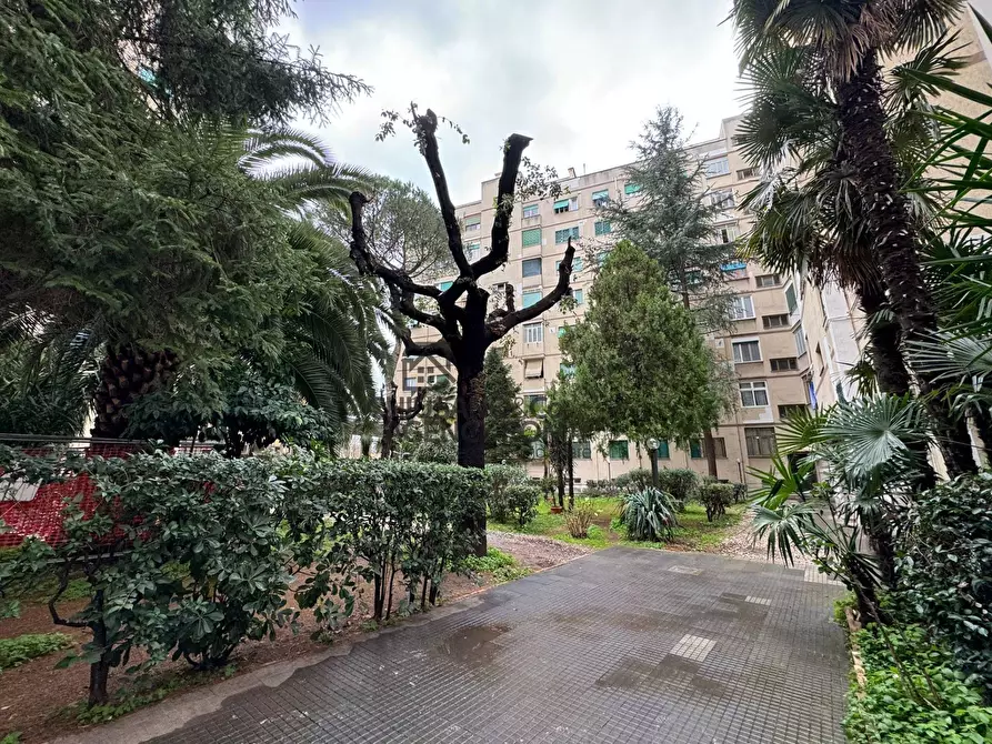 Immagine 20 di Appartamento in vendita  in Via Caio Sulpicio a Roma
