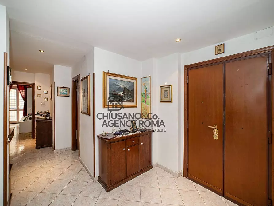 Immagine 21 di Appartamento in vendita  in Via Mesopotamia a Roma