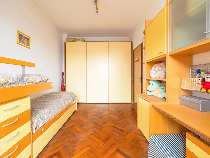 Immagine 29 di Appartamento in vendita  in Via Val Imagna a Monza