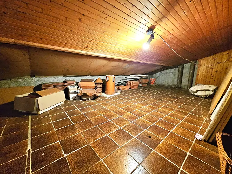 Immagine 21 di Villetta a schiera in vendita  in Via Della Roggia a Luino