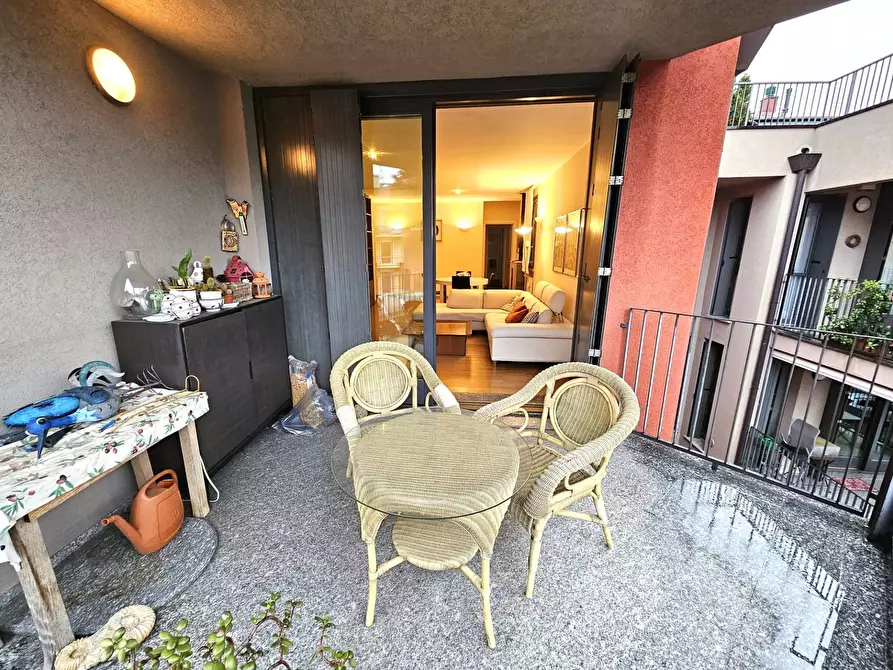 Immagine 8 di Appartamento in vendita  in Via Gioachino Rossini a Luino