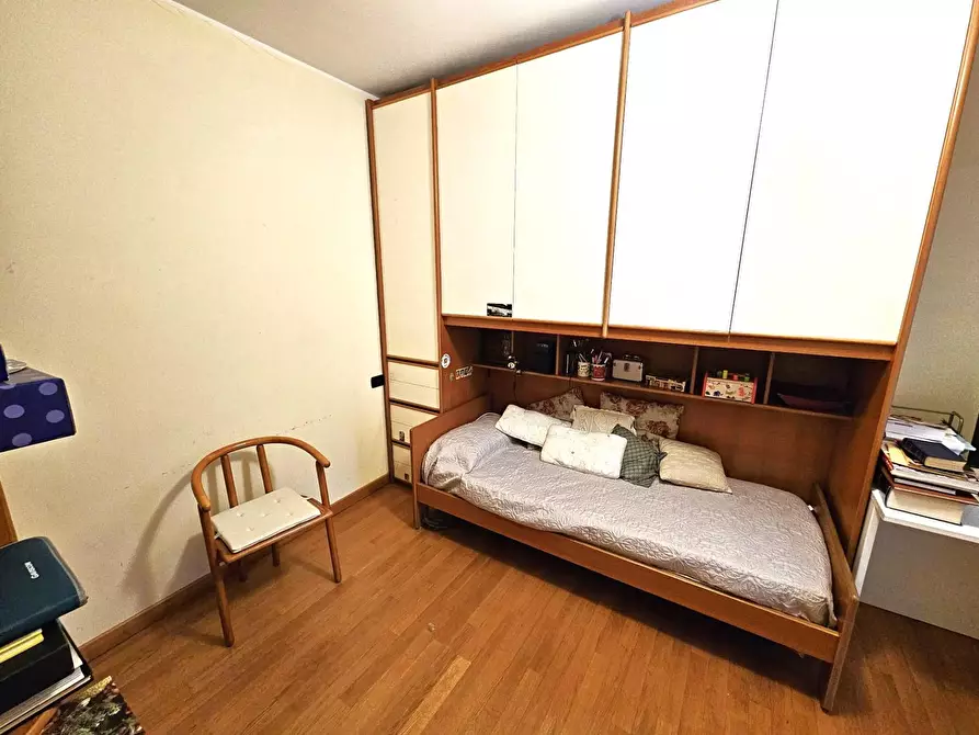 Immagine 22 di Appartamento in vendita  in Via Gioachino Rossini a Luino