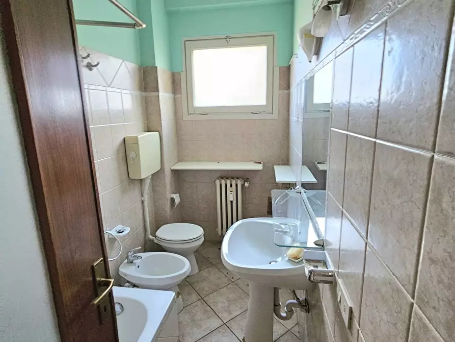 Immagine 21 di Appartamento in vendita  in Via Verbano a Leggiuno