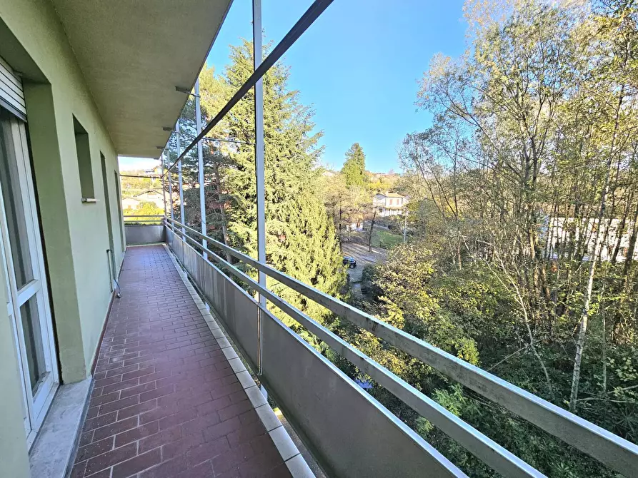 Immagine 20 di Appartamento in vendita  in Via Verbano a Leggiuno